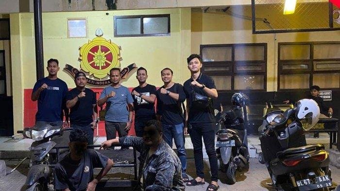 Nasib apes dialami oleh MH alias Alek (17) dan temannya MJ (19). Mereka kini terpaksa mendekam di penjara lantaran melakukan tindak pidana pencurian kendaraan becak motor milik Ways Al Qurni (26) warga Mibo, Banda Raya.