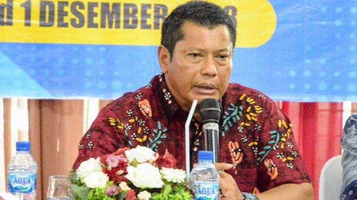 Kepala Disdikbud Aceh Besar, Bahrul Jamil. Disdikbud Aceh Besar mengeluarkan surat edaran larangan pelaksanaan study tour dan wisuda hingga perpisahan di jenjang pendidikan dasar di Aceh Besar. 