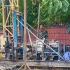 Prajurit Kodam IM membangun sumur bor untuk masyarakat kebutuhan masyarakat di kawasan terpencil.
