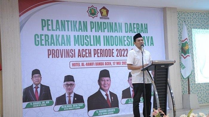 Wakil Gubernur Aceh, Fadhlullah, SE, memberi sambutan pada acara pelantikan pimpinan daerah Gerakan Muslim Indonesia Raya (GEMIRA) Provinsi Aceh, Banda Aceh, Sabtu, (17/06/2025).
