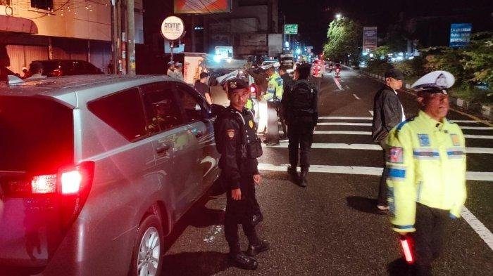 Polresta Banda Aceh razia di sekitar Jalan Teuku Umar, Seutui, Minggu (25/5/2025) dini hari