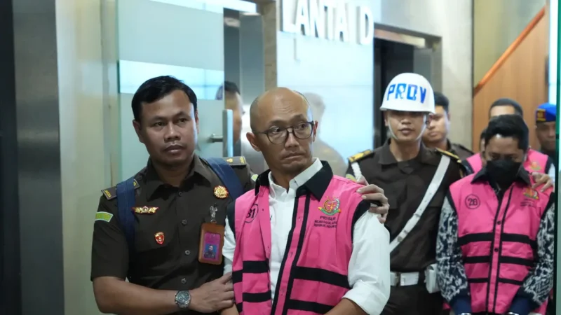 Tersangka kasus korupsi tata kelola minyak mentah Pertamina.