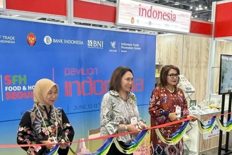 PT Bank Negara Indonesia (Persero) Tbk (BNI) melalui program BNI Xpora memboyong tiga pelaku usaha kecil dan menengah (UKM) di sektor makanan dan minuman untuk berpartisipasi dalam ajang Seoul Food & Hotel (SFH) 2025. FOTO: dok ANTARA/HO-BNI.