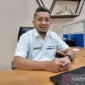 Kepala Seksi Bank KPPN Manokwari Agus Hartono saat ditemui di Gedung Keuangan Negara Manokwari, Papua Barat, Selasa (17/6/2025). (ANTARA/Fransiskus Salu Weking)