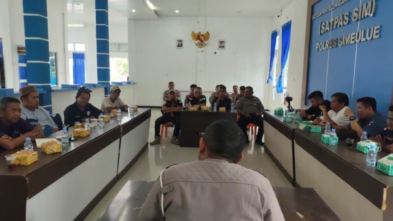 Polres Simeulue Gelar Rapat Koordinasi LLAJ, Fokus Tekan Angka Kecelakaan. Foto: Dok. Argam Virgo/Acehnow.com
