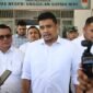 Bobby Nasution bersama awak media usai Penyerahan Aset Lahan SMA Unggulan Sukma dari Pemko Gunungsitoli ke Pemprov Sumut, di Gunungsitoli, Sabtu (14/6). FOTO: dok. Diskominfo Provinsi Sumut