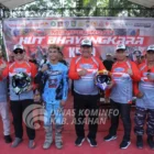 Bupati Asahan resmi menutup Kejurnas Grasstrack Region I A Sumatera Putaran I Tahun 2025, yang digelar di Sirkuit Permanen Pabrik Benang Kisaran, Kecamatan Kota Kisaran Barat, Minggu sore (08/06/2025). FOTO: dok. Diskominfo Pemkab Asahan.