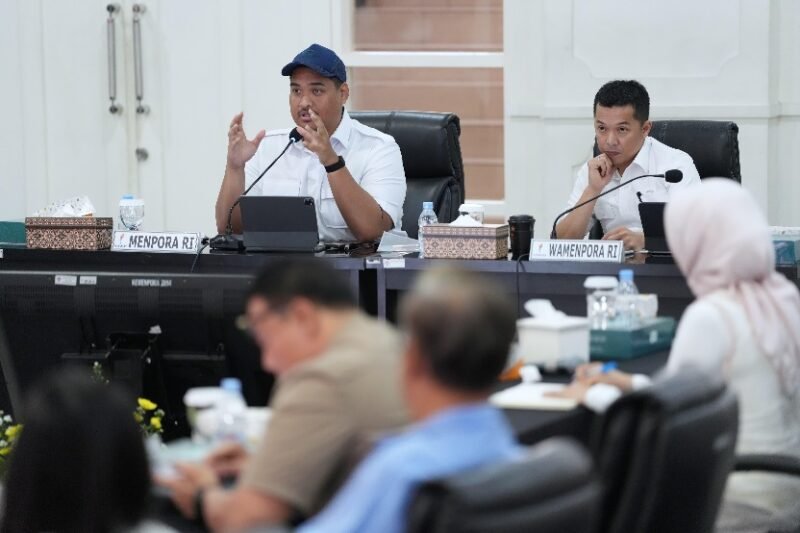 Menteri Pemuda dan Olahraga Republik Indonesia (Menpora RI), Dito Ariotedjo, menegaskan komitmennya untuk terus memperkuat tata kelola. Salah satu langkah konkret adalah percepatan implementasi satu data di Kementerian Pemuda dan Olahraga (Kemenpora) RI. (foto:Herry/kemenpora.go.id)