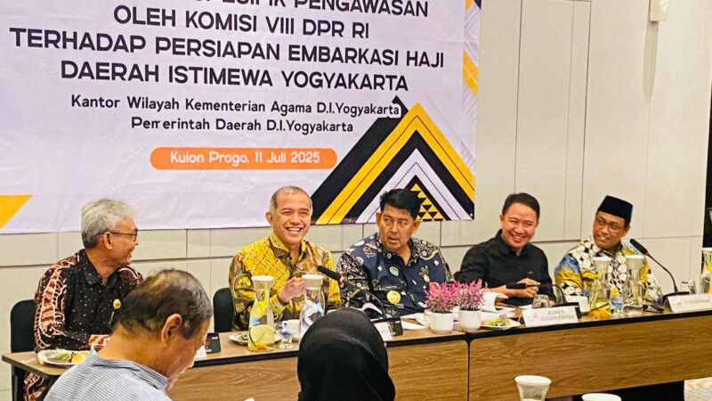 Kunjungan Kerka Komisi VIII DPR RI ke DI Yogyakarta bahas rencana pembangunan Asrama Haji DI Yogyakarta di Kulon Progo, Jumat (11/7/2025). Foto: Bram/Kemenag RI