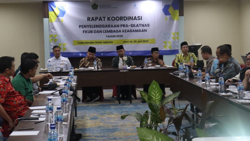 Kementerian Agama akan menggelar Silaturahmi Nasional (Silatnas) Forum Kerukunan Umat Beragama (FKUB) dan Lembaga Keagamaan pada awal Agustus 2025. Rencana ini dibahas bersama oleh Pusat Kerukunan Umat Beragama (PKUB) dalam rapat koordinasi di Jakarta, Jumat (25/7/2025). Dok. Kemenag RI