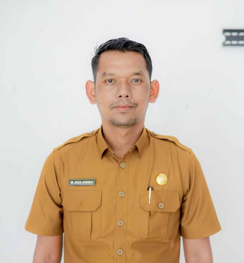 Kabag Prokopim Pemkab Pidie Jaya, Riza Andika. Foto: Ist