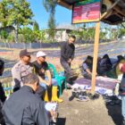 Bhabinkamtibmas Polsek Kota Takengon Hadiri Penanaman Perdana Bawang Merah di Kampung Pinangan.Jadi Pribadi Unggul Foto.Dok: Rahmat Ramadhan/Acehnow 