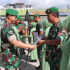 Letkol Inf Raden Herman Sasmita Pimpin Acara Pindah Satuan Personel Kodim 0106/Ateng.Jadi pribadi unggul Foto.Dok: Rahmat Ramadhan/Acehnow