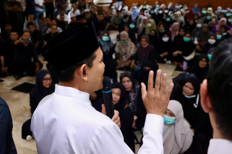 Wagub Fadhlullah Tanggapi Aksi Unjuk Rasa Nakes RSUDZA: Semua Tuntutan Akan Diproses Sesuai Regulasi. Foto: Ist