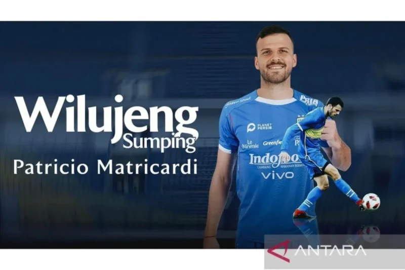 Persib Bandung memperkenalkan pemain baru asal Argentina Patricio Martin Matricardi di Bandung, Jawa Barat, Rabu (2/7/2025). (ANTARA/HO-Persib Bandung/pri).