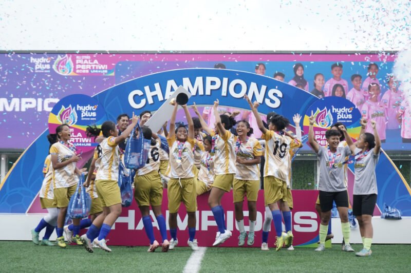 Tim All Stars Bandung sukses menutup perjalanan mereka di turnamen HYDROPLUS Piala Pertiwi U14 & U16 2025 All Stars dengan gelar juara. dok. PSSI