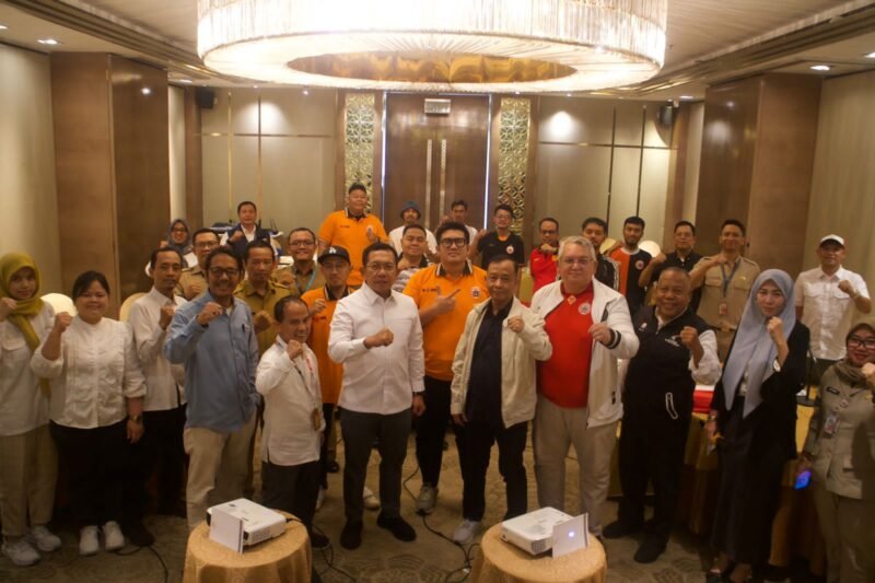 Setelah dilaunching oleh Menpora Dito Ariotedjo di Media Center Kemenpora pada 28 Juli 2025 lalu, kegiatan Edukasi Suporter Sepak Bola yang diselenggarakan atas kerjasama Kemenpora RI dengan I.League titik pertama dilakukan Senin (4/8/2025) di Hotel Ambhara, Jakarta. (foto:istimewa)