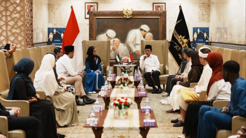 Menteri Agama RI Nasaruddin Umar menerima kunjungan delegasi Zayed Award for Human Fraternity di Ruang VIP Masjid Istiqlal. dok. Kemenag RI