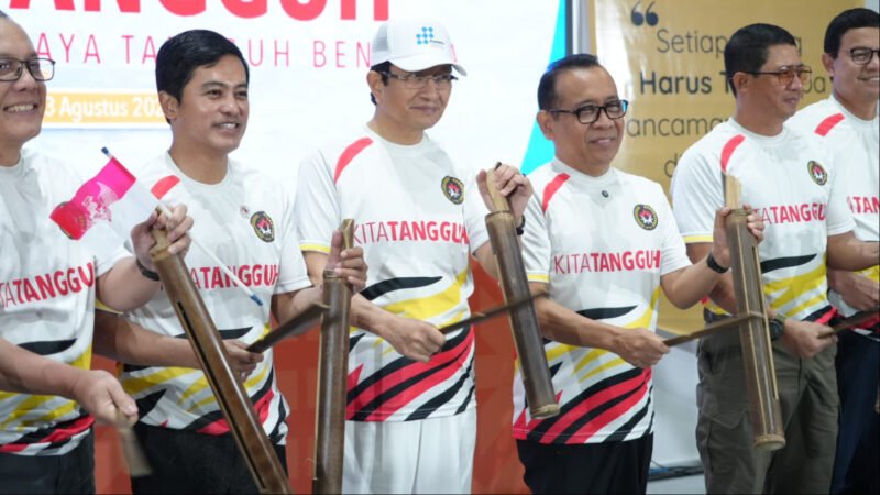 Pratikno, Menteri Koordinator Bidang Pembangunan Manusia dan Kebudayaan (Kemenko PMK) saat membuka acara di JIEXPO Kemayoran, Jakarta, Rabu (13/8/2025). dok. Fadhlillah Hafizhan M/Kemenag RI