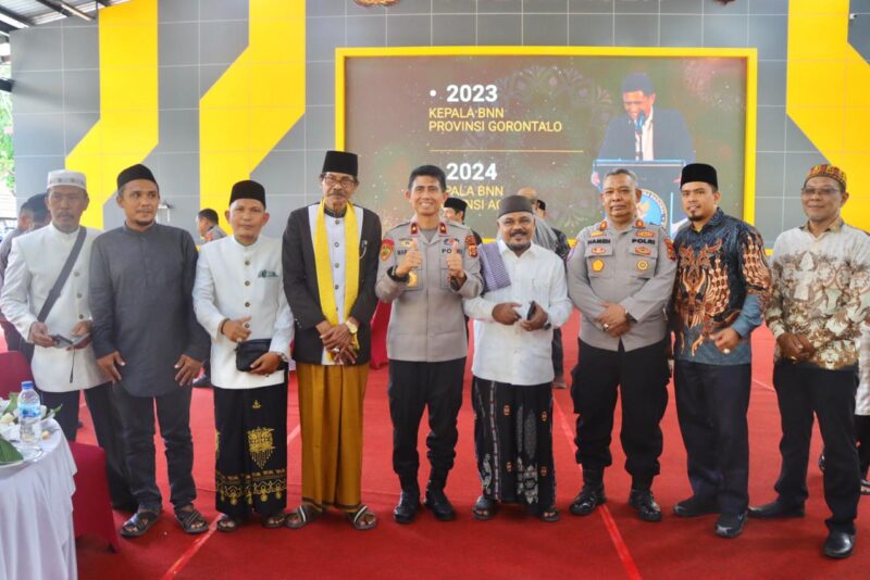 Kapolda Aceh Brigjen Pol Drs. Marzuki Ali Basyah, menggelar silaturahmi dan temu ramah dengan masyarakat sekitar Mapolda Aceh. Kegiatan yang berlangsung di Aula Meuligoe Polda Aceh itu dihadiri perwakilan masyarakat dari Gampong Jeulingke, Tibang, Prada, Lamgugob, dan Pineung, Sabtu, 30 Agustus 2025. dok. Polda Aceh