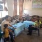 Dalam upaya memperkuat sinergi antara kepolisian dan masyarakat, Bhabinkamtibmas Polsek Pintu Rime Gayo, Aipda Surya Azhar, S.A.P., melaksanakan kegiatan sambang desa sekaligus tatap muka bersama aparatur Kampung Wih Porak pada Selasa, 5 Agustus 2025. dok. Polres Bener Meriah