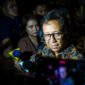 Menteri Kesehatan Budi Gunadi Sadikin menyampaikan keterangan pers kepada awak media di Istana Kepresidenan Jakarta, pada Selasa, 5 Agustus 2025. (Foto: BPMI Setpres)