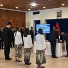 Empat pemain diaspora resmi mengucapkan sumpah setia sebagai Warga Negara Indonesia (WNI) di Kedutaan Besar Republik Indonesia di Den Haag. dok. PSSI
