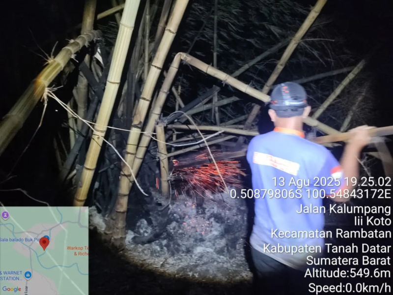 Karhutla yang melanda Kecamatan Rambatan, Kabupaten Tanah Datar, Provinsi Sumatera Barat, Rabu (13/8/2025). (BPBD Kabupaten Tanah Datar)