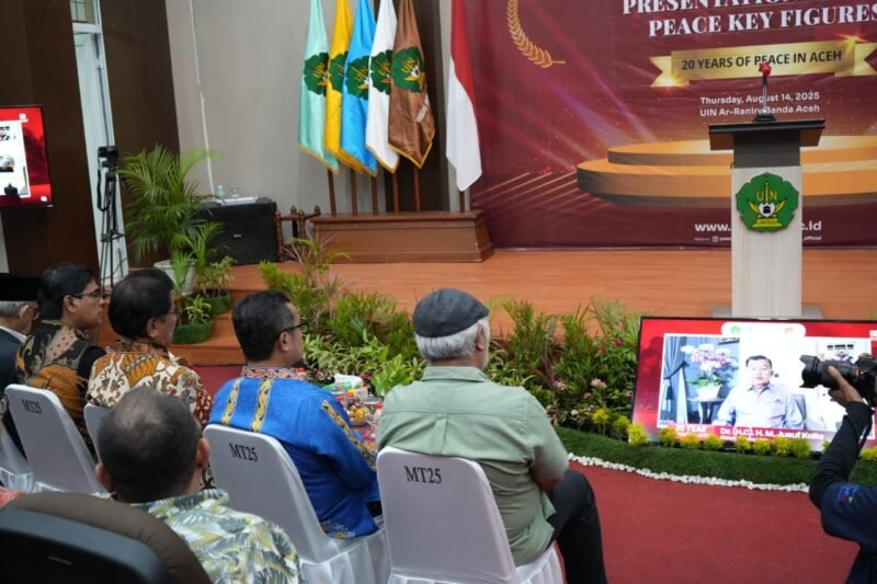 Wakil Presiden ke-10 dan ke-12 RI, Muhammad Jusuf Kalla (JK) berikan pidato perdamaian Aceh secara daring di Peace Award UIN Ar-Raniry, Kamis, 14 Agustus 2025. dok. Ist