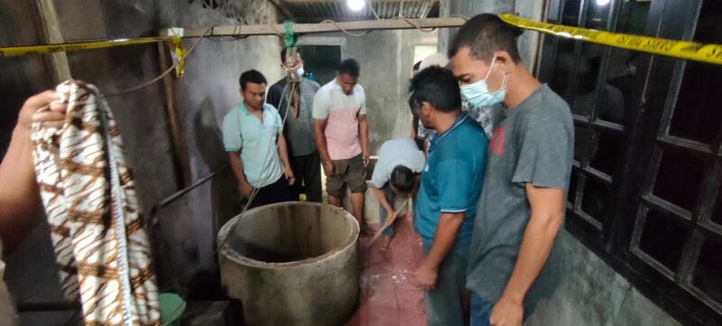 Seorang pria bernama Mulki (34), warga Dusun Leubuk Layang, Gampong Blang, Kecamatan Lhoksukon, Aceh Utara ditemukan meninggal di dalam sumur rumah keluarganya pada Senin (25/8/2025) sekitar pukul 05.30 WIB. Dok. Polres Aceh Utara