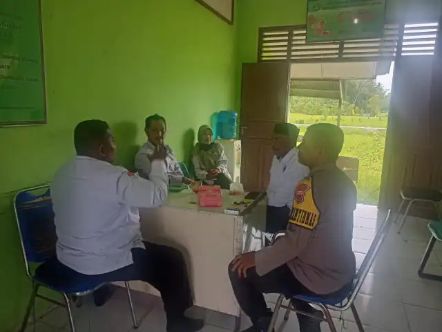 Kepolisian Sektor (Polsek) Samatiga, Polres Aceh Barat, kembali menunjukkan kehadirannya di tengah masyarakat melalui kegiatan patroli dialogis, Kamis (28/8/2025). dok. Polres Aceh Barat