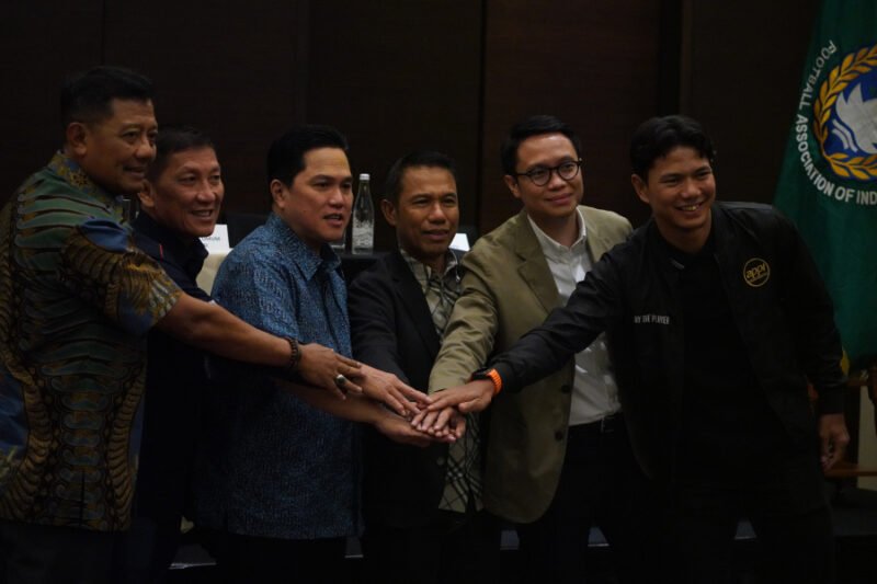 Ketua Umum PSSI, Erick Thohir hadiri pertemuan dengan National Dispute Resolution Chamber (NDRC) Indonesia atau lembaga Penyelesaian Sengketa Nasional yang menjadi bagian dari ekosistem sepak bola nasional. dok. PSSI