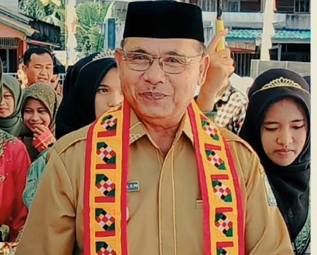Nusar Amin S,PD mantan Kapten Poska sebagai Calon Ketua KONI Simeulue.(Foto: Istimewa)