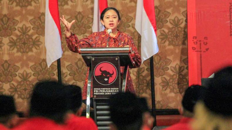 Ketua DPR RI Dr. (H.C) Puan Maharani saat memberikan pengarahan dalam Rapat Koordinasi Internal Konsolidasi Partai untuk Pemenangan Pemilu yang digelar DPD PDI Perjuangan Jawa Timur di Ballrom Hotel Sheraton, Surabaya, beberapa tahun yang lalu. dok. pdiperjuangan-jatim.com