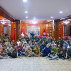 Menteri Pertahanan Republik Indonesia (Menhan RI), Sjafrie Sjamsoeddin menggelar pertemuan akrab dengan para Pemimpin Redaksi di kantor Kementerian Pertahanan, Jakarta, pada Selasa (2/9/2025). dok. Kemenhan RI