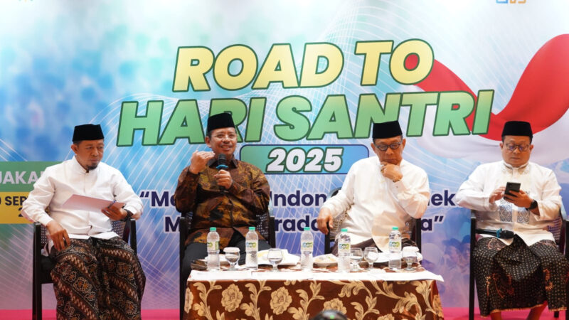 Dirjen Pendidikan Islam Amien Suyitno (kiri). dok. Kemenag RI