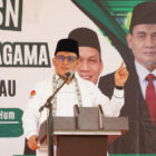 Romo Muhammad Syafii berikan pembinaan pada ASN Kemenag Kepulauan Riau, Senin (22/09/2025). dok. Kemenag RI