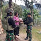 Pos Tinggi Nambut Satgas Yonif 112/DJ mengadakan kegiatan pembagian sembako dan pengobatan gratis kepada Masyarakat Distrik Tinggi Nambut Kabupaten Puncak Jaya Provinsi Papua Tengah Minggu, 14 September 2025. dok. Pendam IM