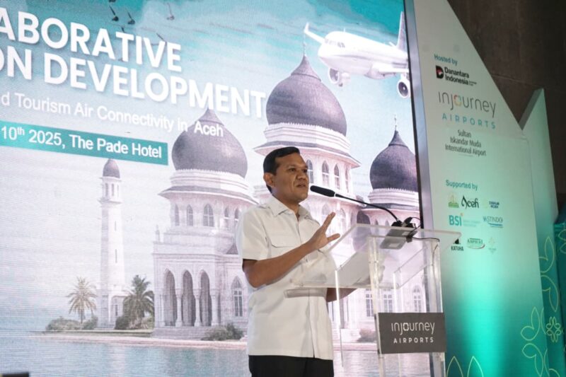 Wakil Gubernur Aceh, Fadhlullah, S.E, membuka acara Collaborative Destination Development (CDD) Bandara BTJ-Aceh, di The Pade Hotel, Rabu (10/9/2025). dok. Ist