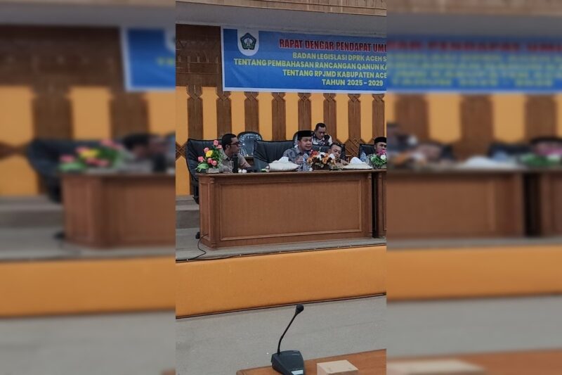 Rapat Dengar Pendapat Umum (RDPU) pembahasan Rancangan Qanun tentang Rencana Pembangunan Jangka Menengah Daerah (RPJMD) 2025-2030 di DPRK Aceh Selatan, Kamis 11 September 2024. dok. Ist