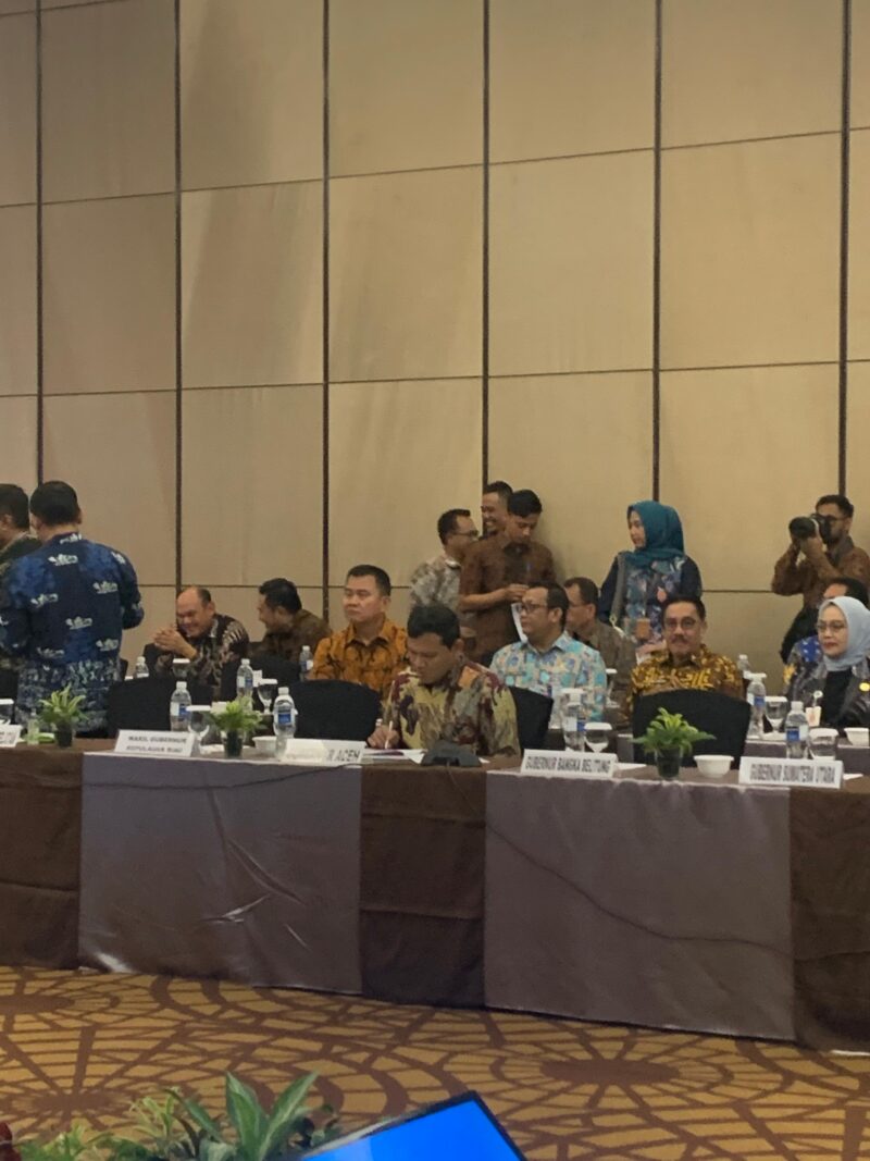 Wakil Gubernur Aceh, Fadhlullah, menghadiri Rapat Koordinasi (Rakor) Pemerintahan Daerah se-Sumatera yang berlangsung di Kota Batam, Kepulauan Riau, Minggu (21/9/2025). dok. Ist