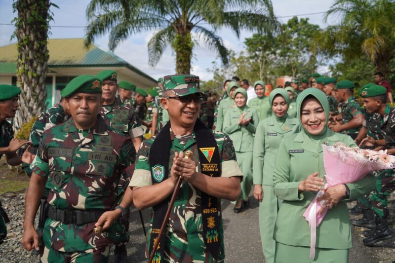 Pangdam IM dan Ketua Persit KCK Daerah IM Kunjungi Yonif TP 856/Satria Bumi Sakti di Nagan Raya. dok,. Pendam IM