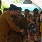 Bupati Al- Farlaky Melayat Korban Pembunuhan di Idi, Ingatkan Bahaya Judi Online. dok. Diskominfo Kab. Aceh Timur