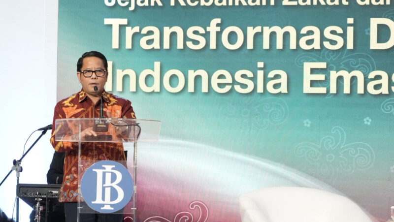 Sekjen Kemenag saat memberikan sambutan pada Indonesia Sharia Economic Festival (ISEF) 2025 di Jiexpo Convention Center pada Rabu (08/10/2025). dok. Kemenag RI