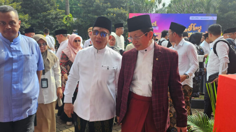 Menag Nasaruddin Umar dan Wamenag Romo Syafi'i usai Apel Hari Santri 2025. dok. Kemenag RI