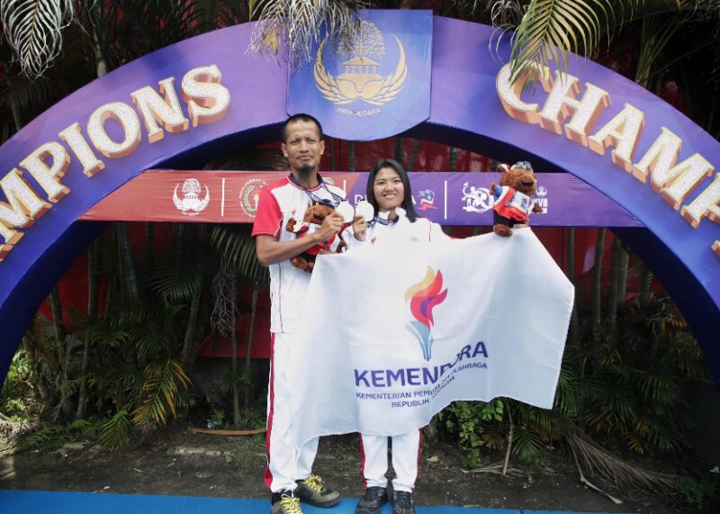 Tim balap sepeda Kemenpora berhasil meraih gelar Juara Umum pada Pekan Olahraga Nasional (Pornas) Korpri XVII Tahun 2025 setelah mengumpulkan total 4 medali terdiri dari 3 emas dan 1 perak dari berbagai nomor yang dipertandingkan.(foto:raiky/kemenpora.go.id)