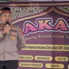 Kapolres Bener Meriah berikan sambutan di ajang Kreasi Anak Sholeh (AKAS) yang digelar di halaman Masjid Besar Al-Falah Kampung Puja Mulia, Kecamatan Bandar, Minggu (26/10/2025). dok. Polres Bener Meriah