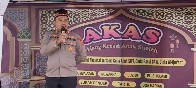 Kapolres Bener Meriah berikan sambutan di ajang Kreasi Anak Sholeh (AKAS) yang digelar di halaman Masjid Besar Al-Falah Kampung Puja Mulia, Kecamatan Bandar, Minggu (26/10/2025). dok. Polres Bener Meriah