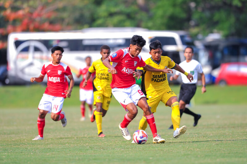 Garuda United U-17 menjalani dua laga beruntun melawan Semen Padang FC U18 di laga pembuka Elite Pro Academy (EPA) Super League U18 2025/2026 yang digelar di Yogyakarta International School Soccer Field, Sleman. dok. PSSI/OKTIPHOTO