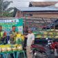 Babinsa Jajaran Kodam Iskandar Muda salurkan Beras Murah SPHP Ke rumah warga. dok. Pendam IM
